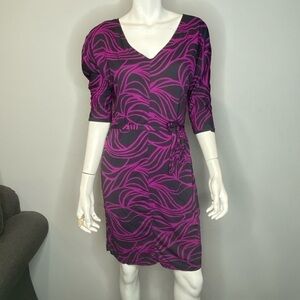 Mexx Knee Length 3/4 Sleeve V-neck back Tie waist